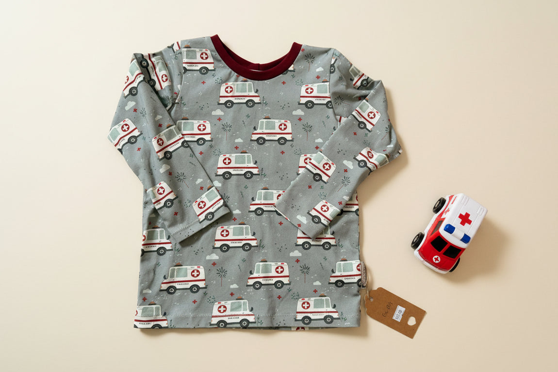 Langarmshirt Krankenwagen Gr. 104