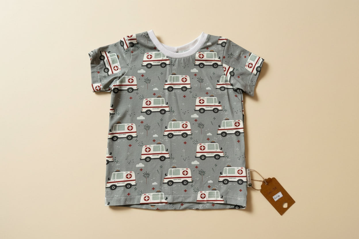Shirt „Krankenwagen“ Gr. 98