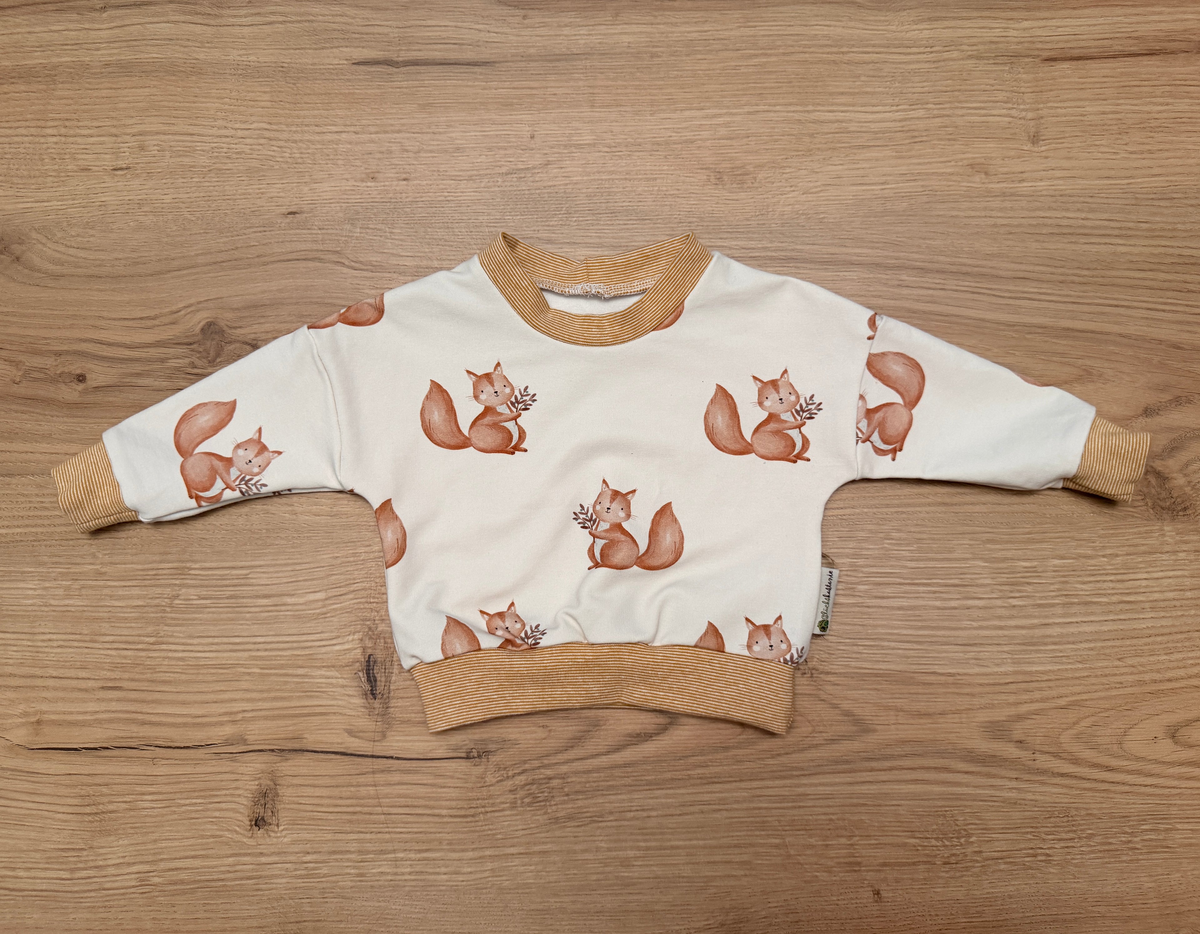 Oversized Sweater Eichhörnchen Gr. 68